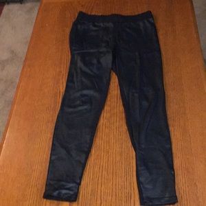 Women’s pleather leggings